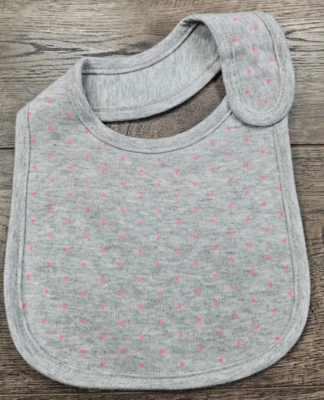 Baby Girl novo sem etiquetas Carter's cinza rosa quente bolinhas babador - Imagem 1 de 2