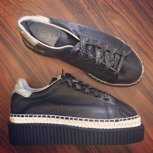 Scarpe donna Doppio Fondo alto LAGOA Pelle NERO Con Lacci Num.39 - Foto 1 di 6