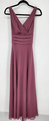 NOVO Vestido de Formatura David's Bridal F19831 Longo Chiffon Chianti Dama de Honra Tamanho 0 Novo sem etiquetas - Imagem 1 de 4