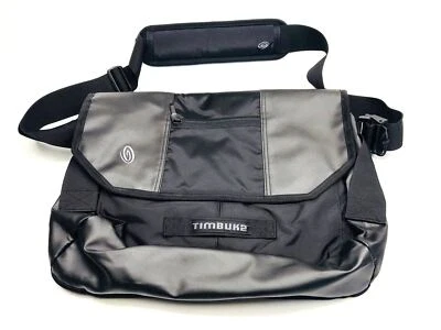Timbuk2 Launchpad Messenger Laptop Bag 15" Mac 455-4-2103 Black/Grey - Image 1 of 4