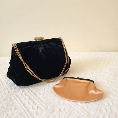 Bolso de mano de noche negro de terciopelo triturado vintage cadena dorada con monedero pequeño Foto 1 de 4