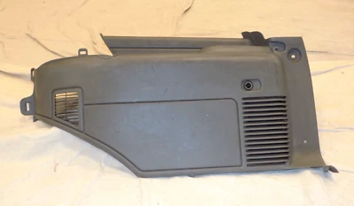 Panel inferior de carga trasero pasajero derecho OEM 2002 Tahoe Suburban Escalade Foto 1 de 4