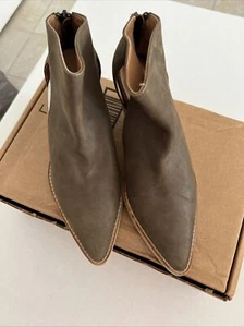 Free People Stivaletti Stivaletti Scarpe Donna 6 Academia Scamosciato UK 36,5 - Foto 1 di 5