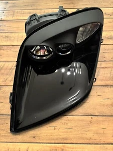 Ferrari 550 Maranello FRONT LEFT HEADLIGHT BLACK - Picture 1 of 5