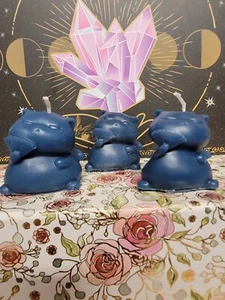 Chubby Cat Candle - Picture 1 of 3
