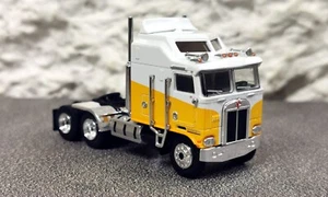 BREKINA 85732 - Kenworth K 100 AERODYNE (Yellow/White) 1:87 - Picture 1 of 3