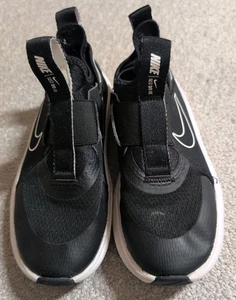 Nike Flex Plus Boys Size 2Y  Black & White CW7429-003 Slip On Shoes 25 - Picture 1 of 7