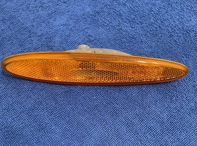 PARAGOLPES DELANTERO IZQUIERDO O DERECHO FABRICANTE DE EQUIPOS ORIGINALES JAGUAR XKR XK8 97-06 MARCADOR SIN LUZ Foto 1 de 4