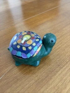 Mini vela tortuga verde con decoración de concha estampada colorida 3 pulgadas sin usar - Imagen 1 de 5