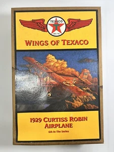 Wings of Texaco 1929 Curtiss Robin Airplane Diecast Metal 6th in Series Coin NIB - Foto 1 di 7