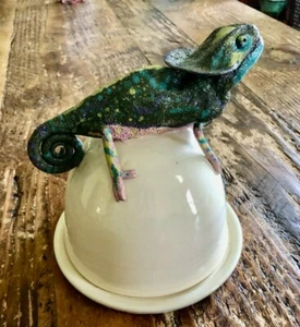Cheese Keeper Turquoise Green Chameleon Ceramic Artist made by Shara  - Picture 1 of 12