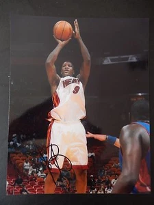 Fotografía autografiada de Yakhouba Diawara 8" X 10" - Imagen 1 de 1