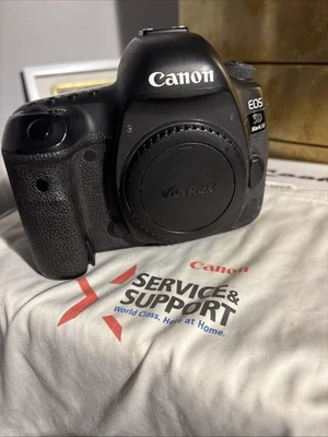 Canon ESO Mark IV 30.4 MP DLSR Digital SLR Camera - Image 1 of 4