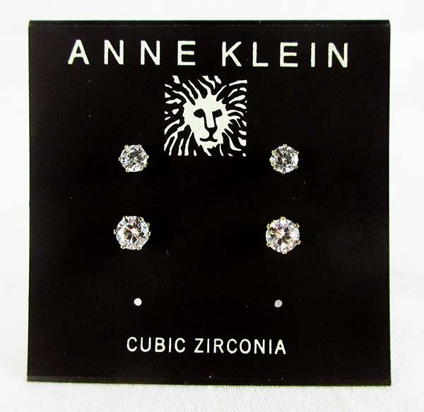Aretes redondos de circonitas cúbicas tono dorado Anne Klein precio de venta sugerido por el fabricante 26,00 USD Foto 1 de 1