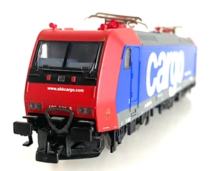 (38) Piko 57431 Class BR185 Electric loco of the Swiss SBB in "Cargo" red & blue - Picture 1 of 9