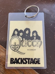 QUEEN - VINTAGE SAMPLE BACK STAGE PASS KEYRING - FREDDIE MERCURY - FAN CLUB - Picture 1 of 3