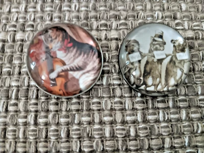 Large Glass Dome Picture Buttons Cat Playing Fiddle & Three Blind Mice Lot 2 - Image 1 of 4