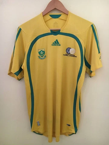 South Africa 2006 2007 Adidas home football shirt soccer jersey. Size S Cover