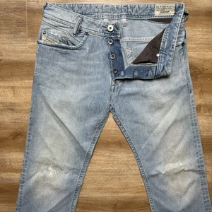 Diesel Jeans Men 28x32 Blue Iakop Regular Slim Taper Washed Out 0888S Inseam Alt - Picture 1 of 8