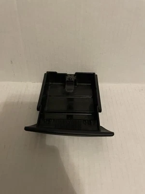 2000-2007 Ford Taurus Front Center Dash Ashtray Insert OEM - Image 1 of 4