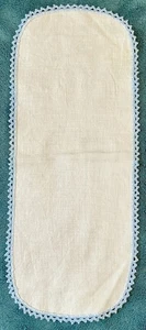 NICE OLD VINTAGE WHITE OVAL LINEN DOILY WITH INTRICATE CROCHETED EDGE HANDMADE - Picture 1 of 4