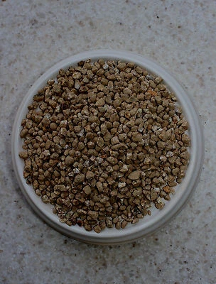 Mejor suelo de bonsái coreano DG mediano (granito descompuesto), herramienta 18 lb/6-7 mm Foto 1 de 2