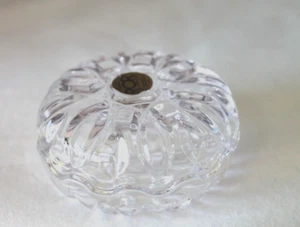 Soporte/tazón para baratija de cristal de plomo genuino RCR Royal Crystal Rock - nunca usado - Imagen 1 de 6