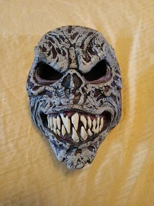 Halloween Evil Latex Skull Mask - Picture 1 of 2
