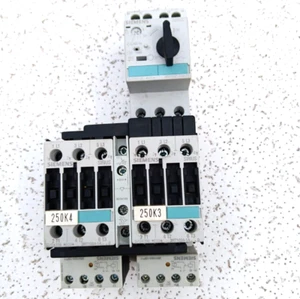 Siemens 3RT1024-1A..0 Contattore di inversione avviamento motore Sirius, interruttore 4,5-6,3 A - Foto 1 di 3