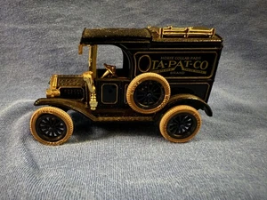 Furgone vintage 1913 Ford MODELLO T pressofuso consegna blu navy ERTL Ta-Pat-Co 3,5" - Foto 1 di 13