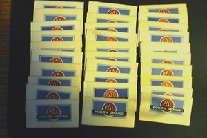 Vintage Rasierklinge & Verpackung "PAL" 30 Stück. Sehr alt!!! - Bild 1 von 2