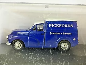 Oxford Roadshow escala 1:43 Morris Minor van Pickfords librea azul - Imagen 1 de 1