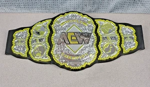 WWE World Heavyweight Championship Replica Title Belt Plastic w Adj Belt - Bild 1 von 3