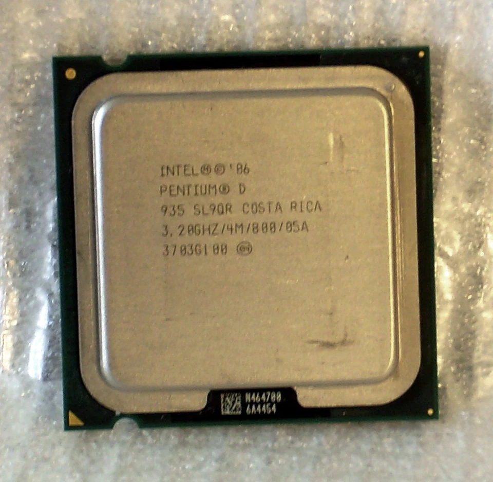 CPU Intel Pentium D 935 3.2ghz Socket 775 - Image 1 of 1