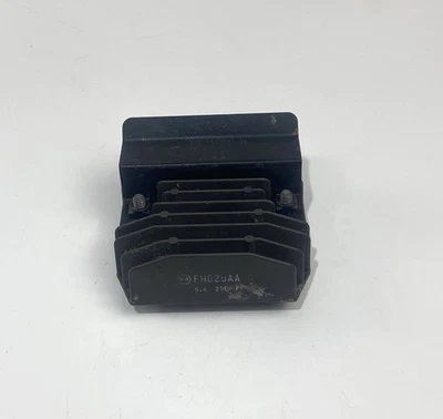 ♻️ Regulador de voltaje rectificador y soporte de montaje BMW R1200R (K53) 2015 - 2019 ♻️ Foto 1 de 4