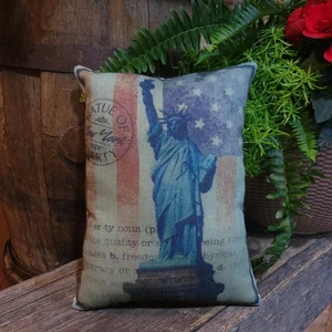 Statue of Liberty Patriotic Vintage Inspired Pillow PRIMITIVE Farmhouse - Picture 1 of 5