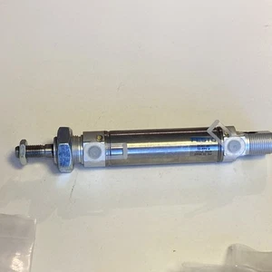 FESTO DSNU-25-50-PPV-A 19246 ISO Cylinder NewKd - Bild 1 von 5