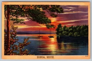 Ionia MI Michigan Stream River Boat Sunset Lake PostCard - C7 - Picture 1 of 2
