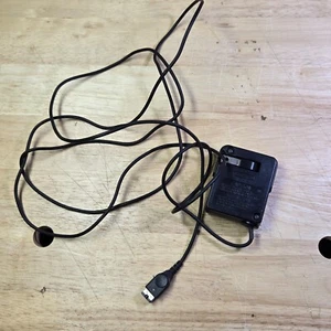 Genuine AGS-002 OEM Charger for Game Boy Advance SP & DS - Picture 1 of 3