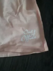 Victoria secret pink sleep Shorts brand new size xs peach w/graphics - Picture 1 of 3