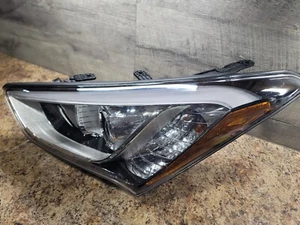 Fits 2013-2016 Hyundai Santa Fe Right Lh Driver Halogen Headlight Read - Picture 1 of 15