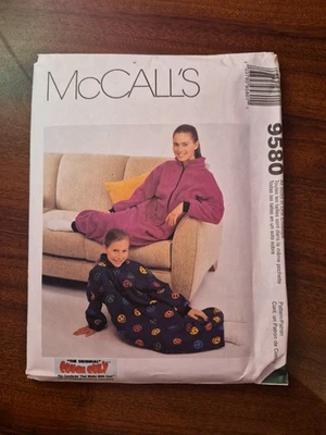 VTG McCall's 9580 Girls/Misses' Couch Cozy SZ: Girls: 7-14 & Misses: 4-22 UC FF - Image 1 of 4