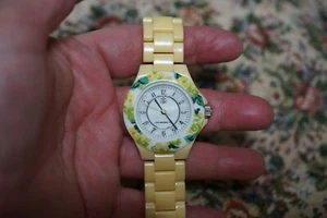 Isaac Mizrahi Yellow Ceramic Watch w/Floral dial IMZ353 QVC Needs Battery - Picture 1 of 6