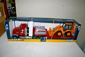 1/16th Bruder MACK Semi Granite Low Loader with JCB Backhoe Loader 02813 - Picture 1 of 7