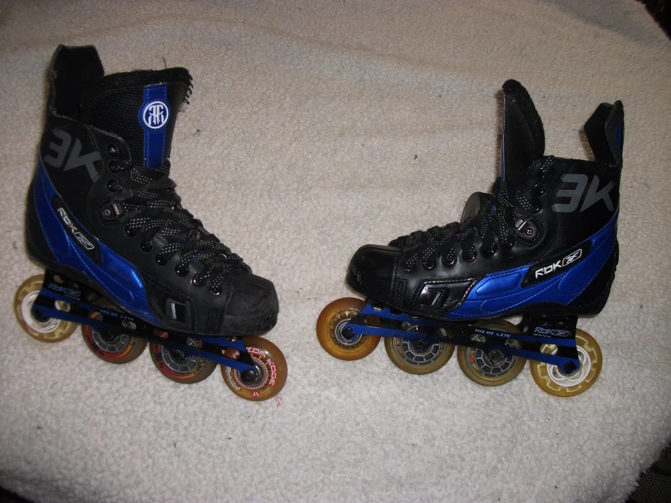 ZAPATO REEBOK 3 K PATINES DE HOCKEY SOBRE PATINES ADULTO TALLA 5 D SKATE 6.5 BUEN ESTADO Foto 1 de 4