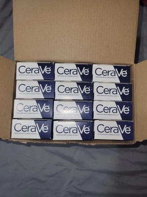 Paquete de 12 lociones hidratantes faciales CeraVe PM PM ultra ligeras 3 fl oz Foto 1 de 4
