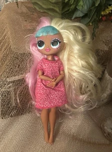 LOL Surprise Dolls OMG DOLL CANDYLICIOUS Big Sis Doll Pink, Blonde, Blue 9" - Picture 1 of 7
