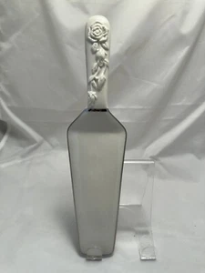 Royal Limited Ivory Porcelain Pie Cake Server Rose Scroll Platinum Trim - Picture 1 of 6