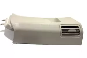 Cubierta de moldura de cuarto superior del lado del conductor trasero izquierdo Volkswagen Atlas 2018-2024 OEM - Imagen 1 de 17