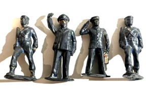 4 LEAD FIGURINES 1940'S BARCLAY MAMOIL: POLICEMAN, PORTER, SOLDIERS - Picture 1 of 7
